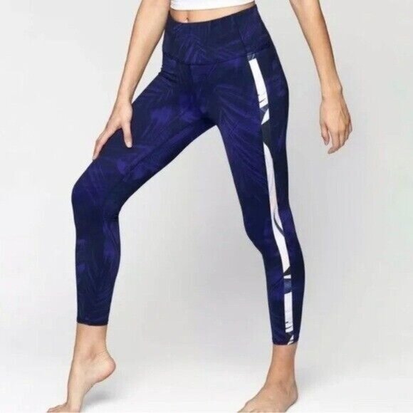 Athleta Reef Salutation 7/8 Leggings 209943 XS Blue Athletic Activewear Pattern - Picture 1 of 9